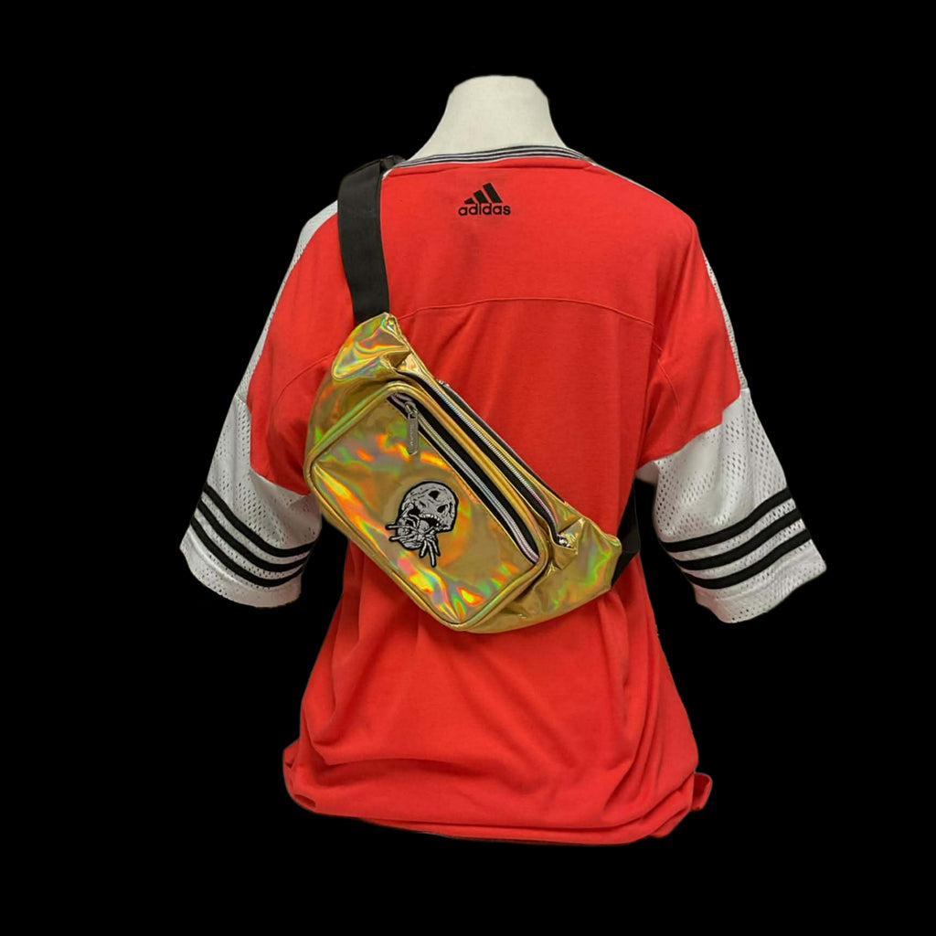 Red T Skull- upcycled vintage Adias